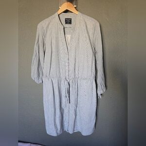 Abercrombie & Fitch Striped Blue and White Women's Dress